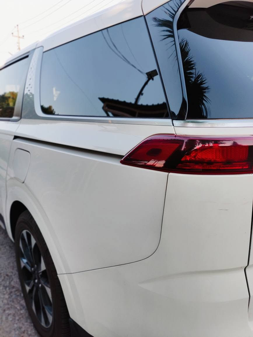 Kia Carnival EX 2022 (USA Spec)
140,000 KM | 7 Seats | Original Paint | 3.5L V6
سەیارەکە زۆر پاک و خاوێنە، 7 کورسی VIP هەیە، بۆیاغی ئەسڵیە و تەنها یەک دەرگا بە PDR چاککراوەتەوە. دەرگای سلایدی ئۆتۆماتیک، کامێرا، سێنسەری پارکینگ، Apple CarPlay، Android Auto و هەموو تایبەتمەندییەکانی EX هەیە.
💰 $29,500 📍 هەولێر
"Ready for inspection by any mechanic." (ئامادەی پشکنینە لەلایەن هەر میکانیکێکەوە.) أربيل, العراق


**إذا كنت صاحب هذا الإعلان وتريد حذفه لأي سبب، رجاءا أرسل رسالة إلى الدعم الفني**