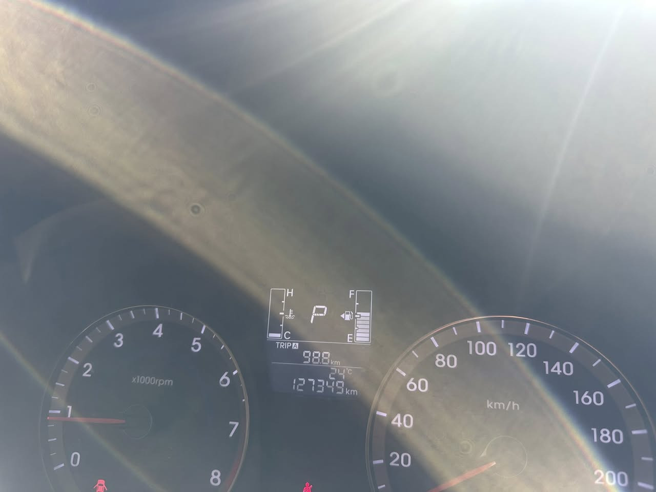 سلام عليكم اكسنت
2016 خليجي فول مواصفات
محرك 1600
فتحه 
4 دسك 
مكفوله من الظربه والصبغ مكاني بغداد
للاستفسار ***********
