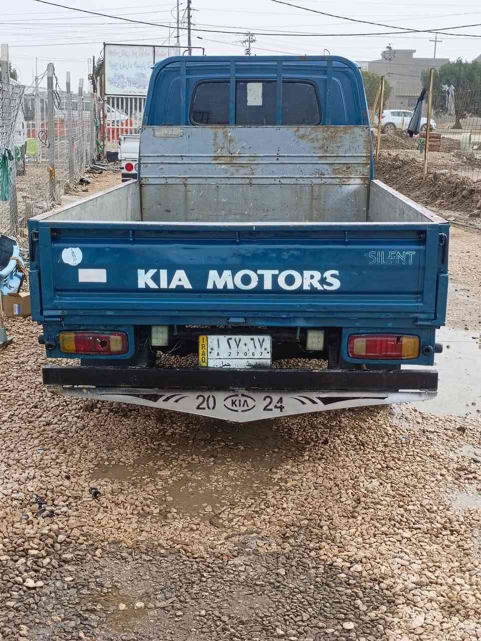 السلام عليكم قرده ام عيون السياره كفاله عامه من كير ومحرك واكسل وشاصي موديل 2001 ام الحاكيه العنوان بابل الحمزه الغربي للاستفسار الاتصال على رقم ***********
