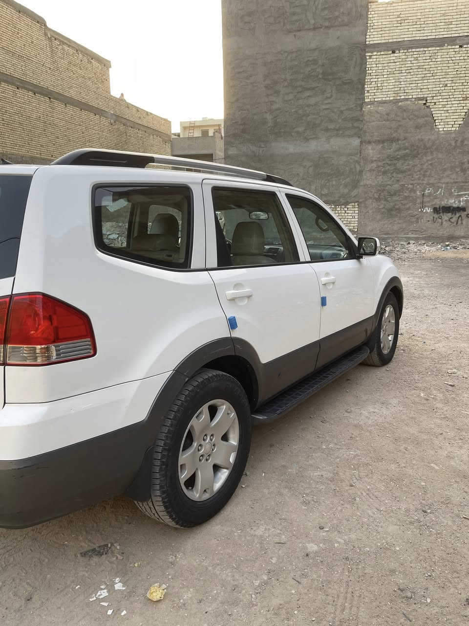 السلام عليكم للبيع كيا مهافي موديل 2012 خليجي مكفوله من الصبغ و البارد  رقم بغداد أنكليزي المكان بغداد ***********
