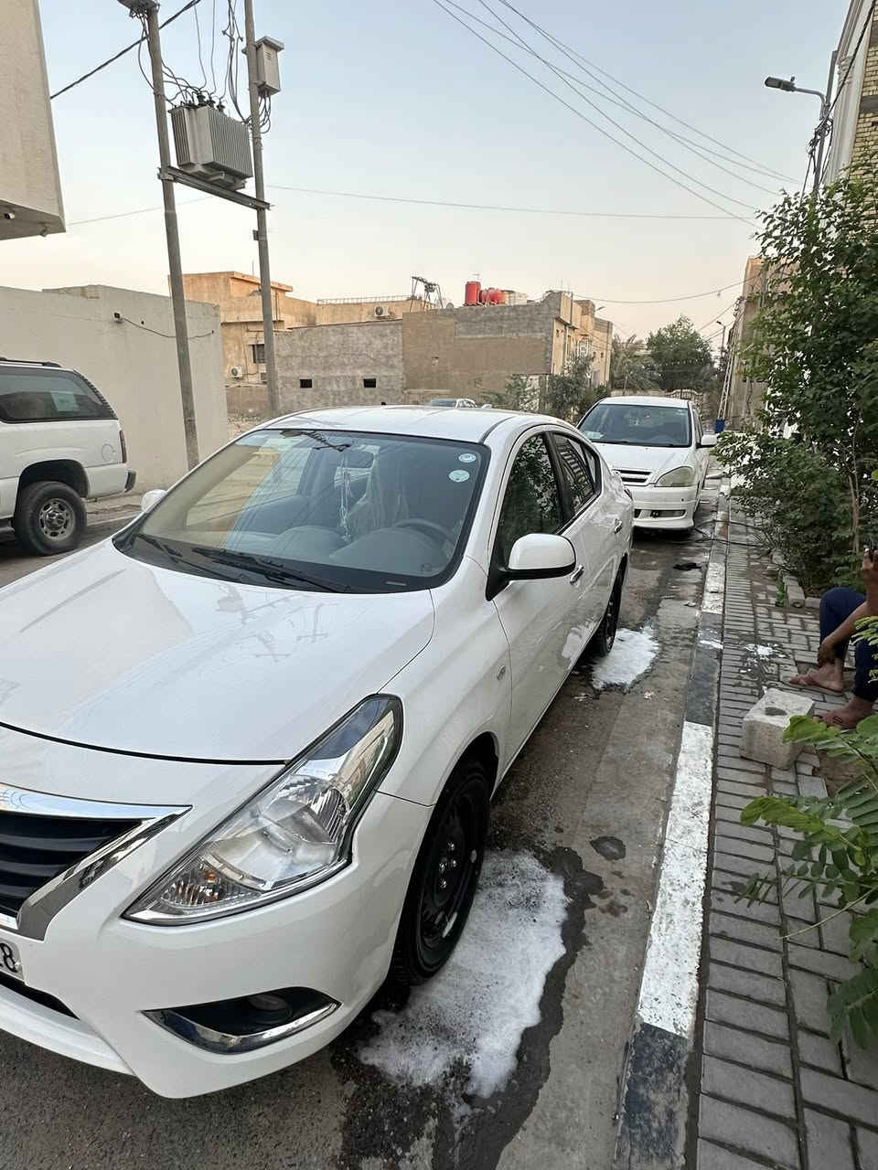 نيسان سني هندي ام البليته الزركه مديل السياره 2024السياره مكفولا كفاله عامه ما عده شخط بل جاملق الخلفي السياره احله من الصوره السياره ماشيه 46الف السعر 127وبيه مجال الشراي يتصل رقم الهاتف ***********
