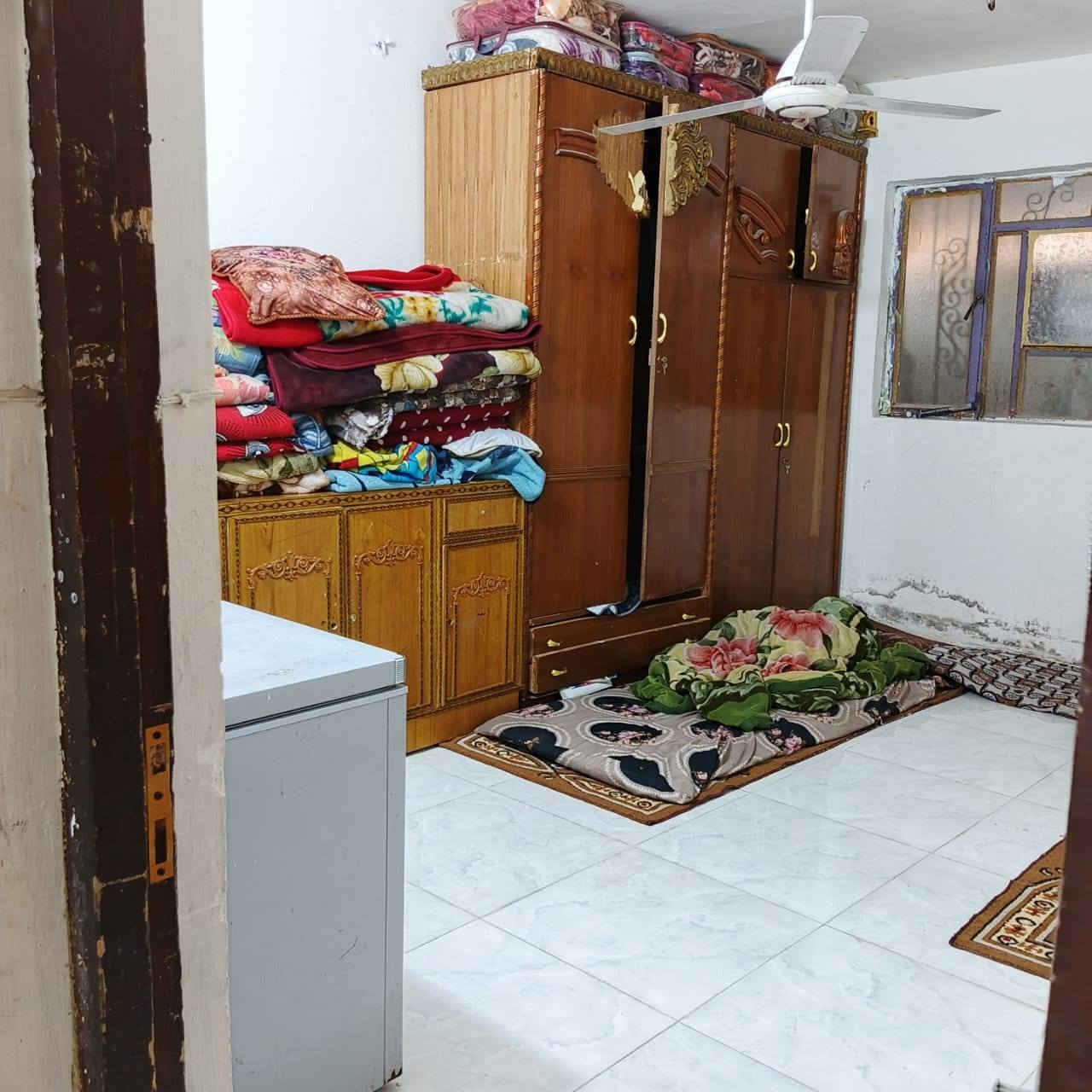 سلام عليكم خواني خواتي بيت للبيع في الساهرون طابو صرف 150متر يحتوي على ستقبال وصاله  اوغرفتين نوم وخدمات يرهم قصد او نقد للستفسار التصال بلرقم اومراسلت الصفحه ***********او***********
