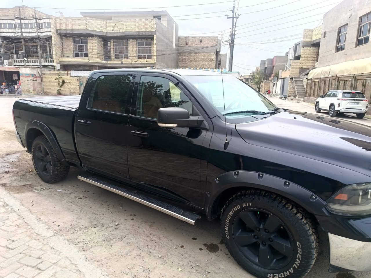 سلام عليكم خوان دوج رام كلاسك للبيع
موديل ٢٠
رقم أربيل بسمي
حادث خفيف بل منشور
وسونار بل منشور
باب طويل وبدي طويل
2ويل
محرك 8
5700
علمن سيارة بيه مشط ستيرن عاطل عارضهه170 وبيهه مجال العنوان بغداد الكماليه واي ستفسار اتصل على هذا الرقم مصطفى العتابي
*********** بغداد, العراق
