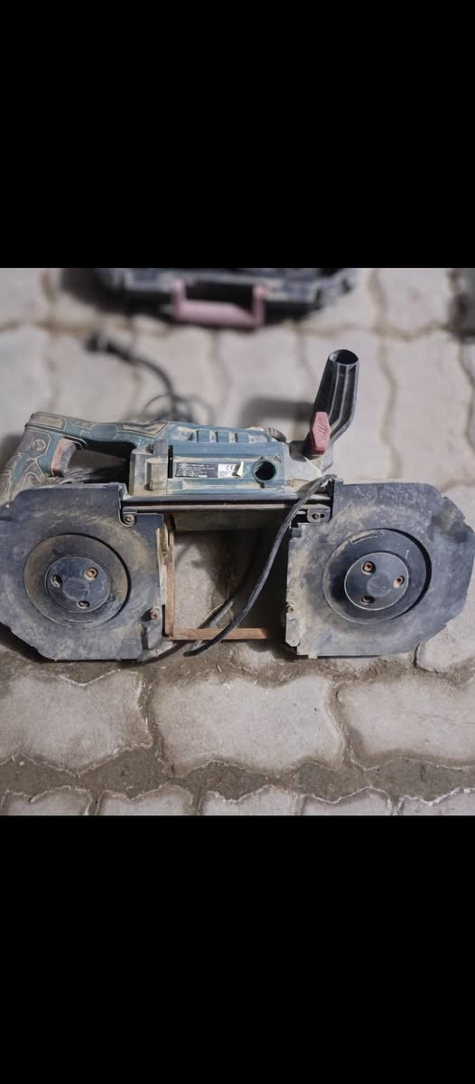 السلام عليكم للبيع  شلع عدة نوع بارك سايد مستعمل اغلبها شغالةتشمل( دريلات جگ همر +منشار كهربائي+ رنده تصفير خشب+ دريل لقم كهربائي عطل فقط دشلي)


**إذا كنت صاحب هذا الإعلان وتريد حذفه لأي سبب، رجاءا أرسل رسالة إلى الدعم الفني**