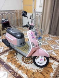 الحلوه للبيع دراجه بوليس لون وردي مميز داخل املح الدراجه قليل بحقه الخ...