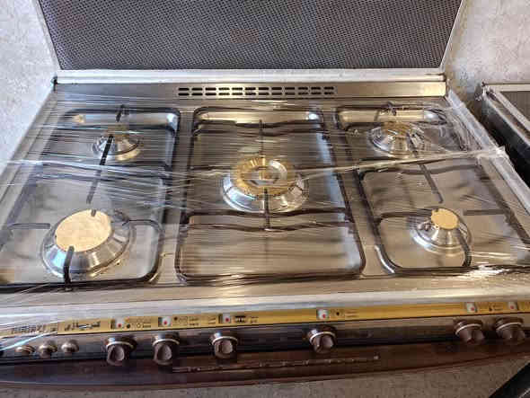 السلام عليكم ورحمة الله وبركاته غساله هيتاشي اصلي شرط شغل وضمان طباخ عشتار اصلي طباخ كريازي درجة اولى شغل وضمان بسعر مناسب محافير بسعر مناسب براد ماء شرط شغل وضمان محل ابو فراس وادي حجر قرب فلافل بدر ***********
***********
