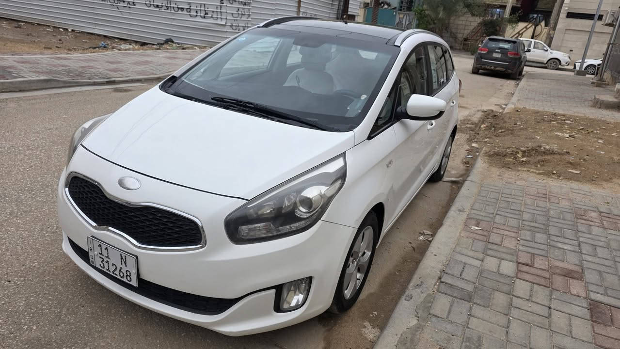 السلام عليكم
كارنز موديل ٢٠١٤ 
رقم بغداد الجديد بأسمي 
كير محرك تبريد كفاله 
بدون حادث 
بدون صبغ
ماشيه ١٠٠ وقابل لزياده 
مكاني كربلاء المقدسه
السعر (١٤٥) وبيها مجال 
أو مرواس بسياره كوري خصوصي 
***********
