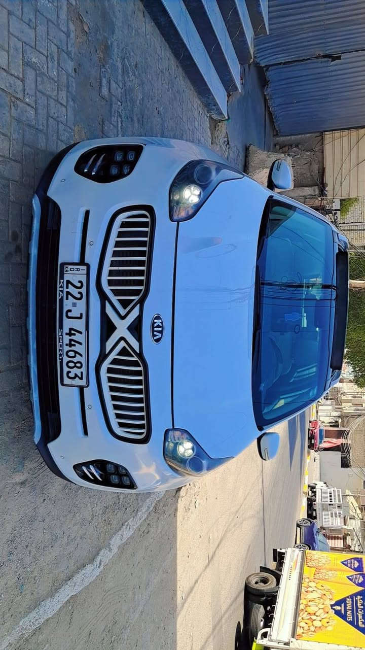 السلام عليكم
للبيع سبورتج خليجية سنوية ورقم جديد وباسمي 
فول مواصفات كفالة عامة حتى الدعاميات بستثناء بارد بسيط وممبين بانوراما بصمة جلد حساسات أمامي خلفي وكاميرا رادار جانبي اوتو هولد مود درايف تحكم السعر 172 
مكانهة بغداد السيدية 
***********
