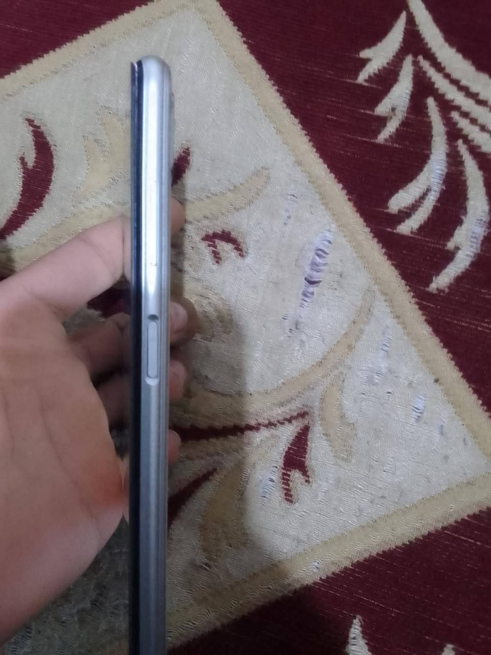 السلام عليكم مبايل سامسونج اي 22 ذاكره 128رام6 مامبدل بي شي نضيف كامرات فول بس بي الشاشه كايمه شويه بس ماضر صوت راقي شحن تايب سي ببجي 60 فريم بدون تقطيع السعر 100وبي مجال قليل الاستفسار خاص مفتوح ويرهم مراوس حسب القناعه ***********
