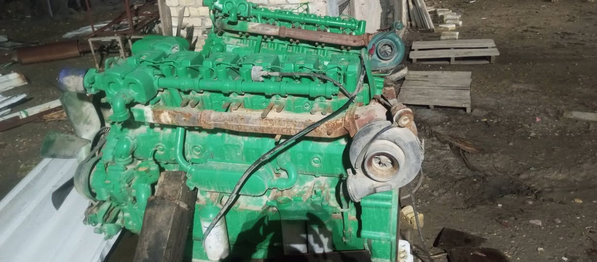 السلام عليكم مكائن عدد 2 فالفو D16 نظيفات م ***********
