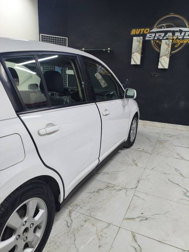 نيسان فيرسا SL
موديل 2007
رةقم بغداد مشروع وطني سنوية لحد 2028
 بنيد و هلال خلفي صبغ فقط بدون دواخل 
مواصفات بصمة . سلايت  تحديد سرعة
اربع طايرات جديد باتري جديد صدر امامي 70 ميئة
رقم .*********** 
مامتواجد عل فيس بوك شراي اتصل كركوك, العراق
