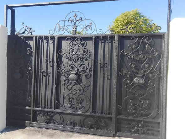 صباغ بيوت بسعر مناسب بيت  داخلي و خارجي   معه تصليح  العمل كركوك اشتغل   مانع رطوبة سطح جدار ***********...رقم هاتف ✅
