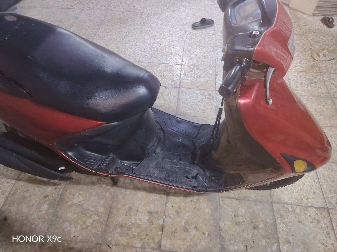 فراشه 140. مكينه بلاديه ما مفتوحه افحص وين ماتريد تشلع الكاع شلعتها  تشتغل سلف وهندر كهربائيات كامله مابيها نقص اشاير عالي  صوتها ناعم كلش تايرات جدد  بيها معدل حلو  دراجه مال جناي صالها سنه عدي هسا اريد ابيعها  بسبب الضروف عنوان البصره القبله ***********  سعر 500 وبيها مجال حك الجيه
