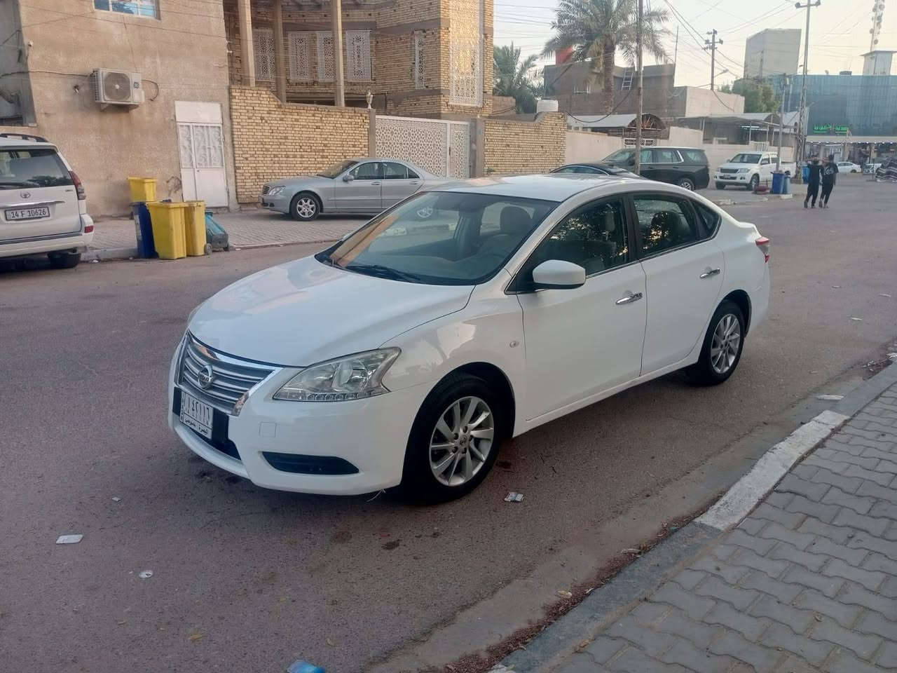 سلام عليكم نيسان سنترا 2019 بيها رشات قليله صبغ  سياره جاهزا مكينه كير حدادا تبريد تخم تاير ما بيها اي نقص العنوان البصره شط العرب *********** السعر 98 مكلف بلنشر البصرة, العراق
