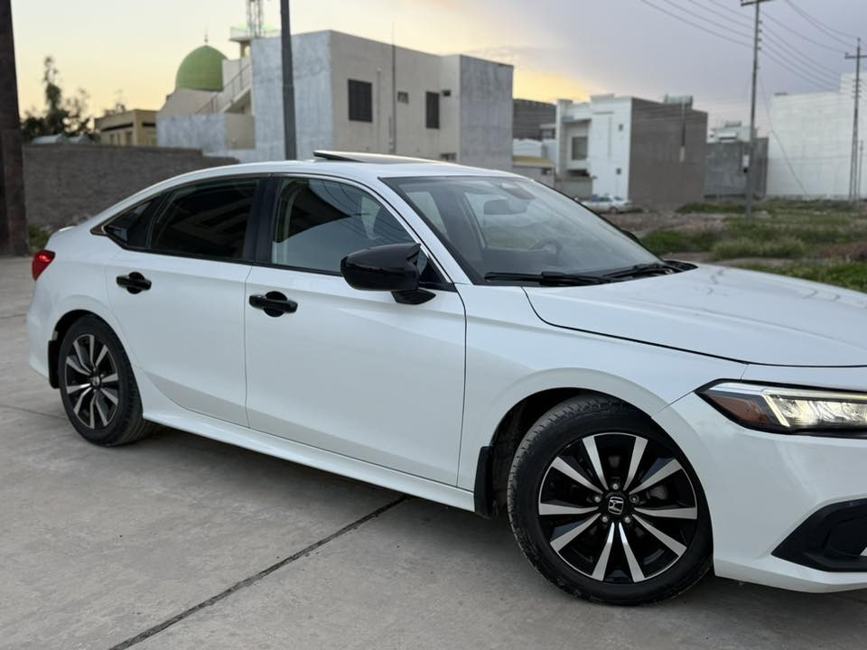 السلام عليكم / هوندا سفك /2023 / فول مواصفات تورنك / مواصفاتها فتحه سقف بصمه ويل كب كشنات تدفئه شاشه تحكمات رادار امامي / بدون رقم تترقم جميع المحافظات / حادثها جاملغ بنيد بدون شواصي / وسونار مرفق بلمنشور / كير مكينه كفاله / السعر 125$ورقه بيها مجال / ***********
