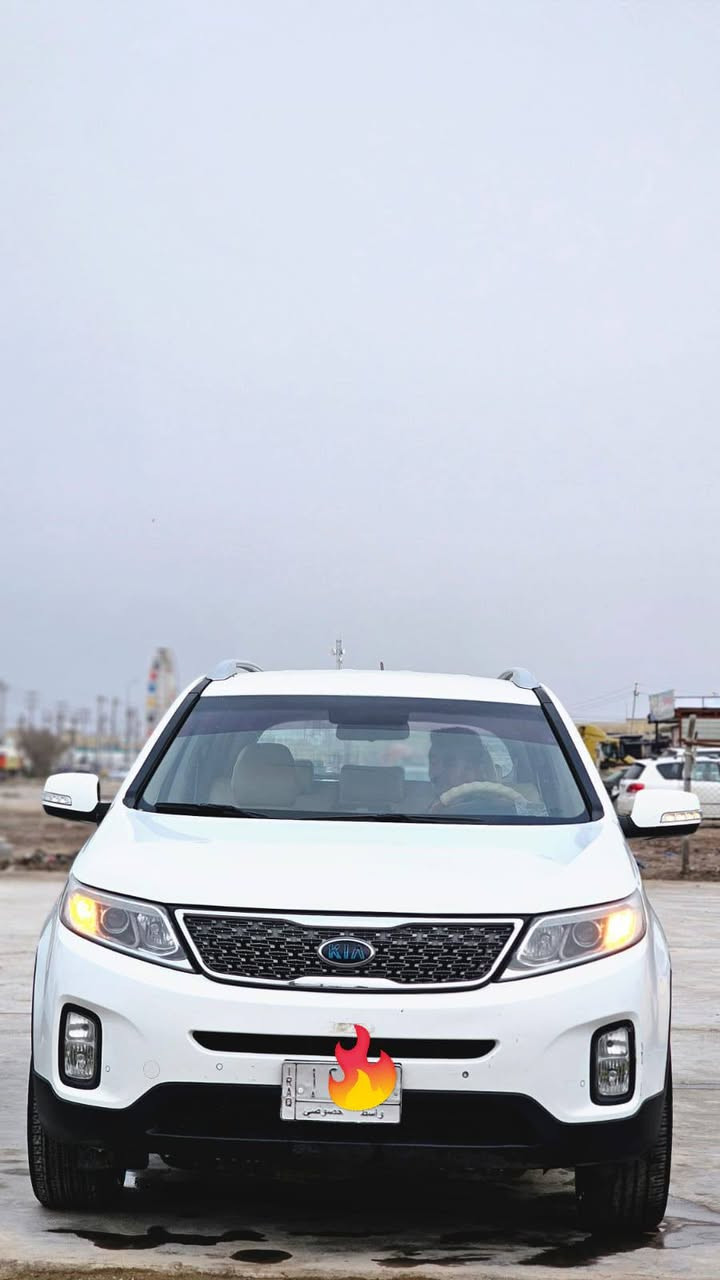 السلام عليكم.  للبيع.     سورنتو. 2014.
رقم واسط.   . مشروع وطني.  تحويل مباشر 

خليجي.    نص فول.     

محرك.  V4.     

جاهزه  وجديده.  بمعنى الكلمه. 

مكفوله من ضربه ما عده صبغ بل باب الخلفي .  السونار داخل المنشور شرط الفحص.  

السعر.  170 . $ وبيه مجال للطيبين 

مكاني.  ناصرية.

رقم الهاتف. ***********
