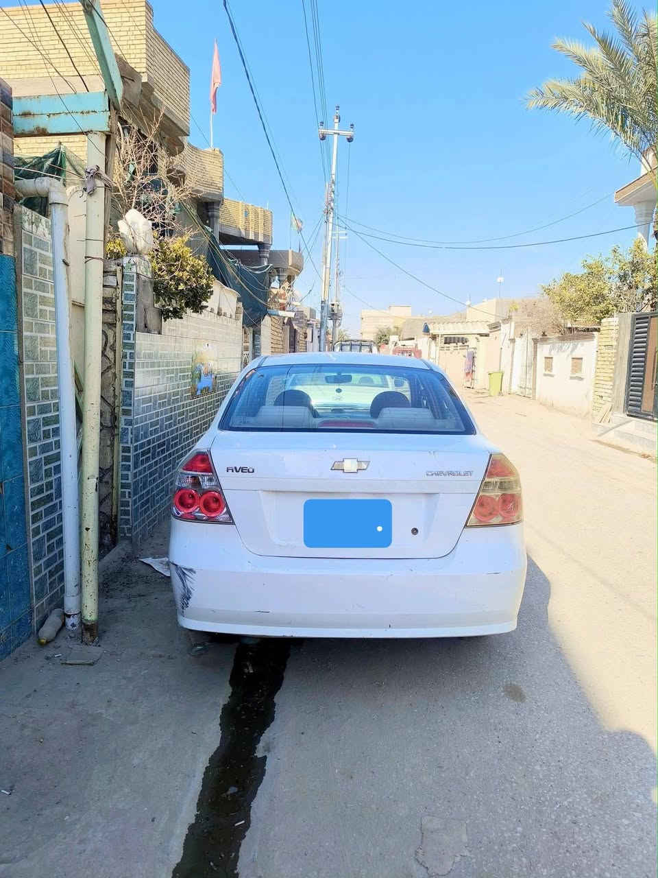 السلام عليكم
افيو كير عادي 
موديل 2011 خليجي استلام الشركة 
 رقم بابل انكليزي 
السيارة بأسمي 
سنوية وهزة جديدة 
السيارة قوية واقتصادية جدا وما ناقصهة شي
گير ومحرك كفالة 
بيهة طخات  بدون دواخل وتبريد نقص غاز فقط 
السعر 57 وبيهة مجال للشراي 
المكان بابل الحمزة الغربي 
للاستفسار الاتصال عالرقم 
***********
