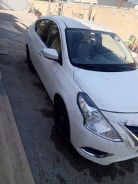 سياره نيسان صني هندي مكفوله من الصبغ ماشيه 20موديل 25رقم اربيل فحص هزه...