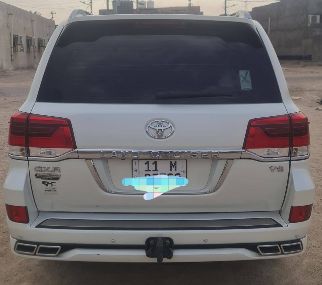 لا ندكروز موديل ٢٠ مكينه 6 سيارة كفاله عامه ساز السعر ٥٢٥ وبيها مجال الاتصال *********** مكان سياره بصره
