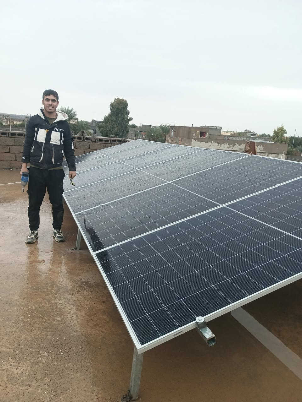 السلام عليكم
من عروض شركة الحجاب للطاقة الشمسية 

✅🌟تم تنصيبها للأخ (ثائر رجب ابو رفل ) في الفياض📍 

              ⚡بقدرة ⚡

12-امبير نهاري ☀️
7_ امبير ليلي 🌙

✅ تظمنت المنظومة الشمسية 🔆
 
6_ألواح من شركة لونجي 615 واط 
 بقدرة توليد ⚡(2.5امبير) (مؤسسة)   
 بظمان ١٥ سنة ✅
 
2_ بطارية ليثيوم من شركة (SRNE) 7 كيلو واط بقدرة توليد⚡7 امبير لمدة 5 ساعات ⏱️ 🛑 
بظمان 5 سنوات ✅

3 _انفيرتر من شركة (SRNE) 🟢
بظمان 2 سنة✅ 

☀️نقدملك هذة المنظومة مع صيانة 🛠️مجانية لمدة سنة
وظمانات حقيقية واستبدال اي عنصر تالف 👍

________________________________________
_________________________________________

🔴نعمل ليلا 🌙 مع نهار،☀️

✅غايتنا أرظاء زبائننا  الكرام ومواعيدنا معهم ⚡✅

🎉حياكم الله في شركة الحجاب للطاقة الشمسية 🎉

الهاتف للأستفسار
 
*********** الاستاذ فرحان

العنوان_الشرقاط_اسديرة_الفياض
