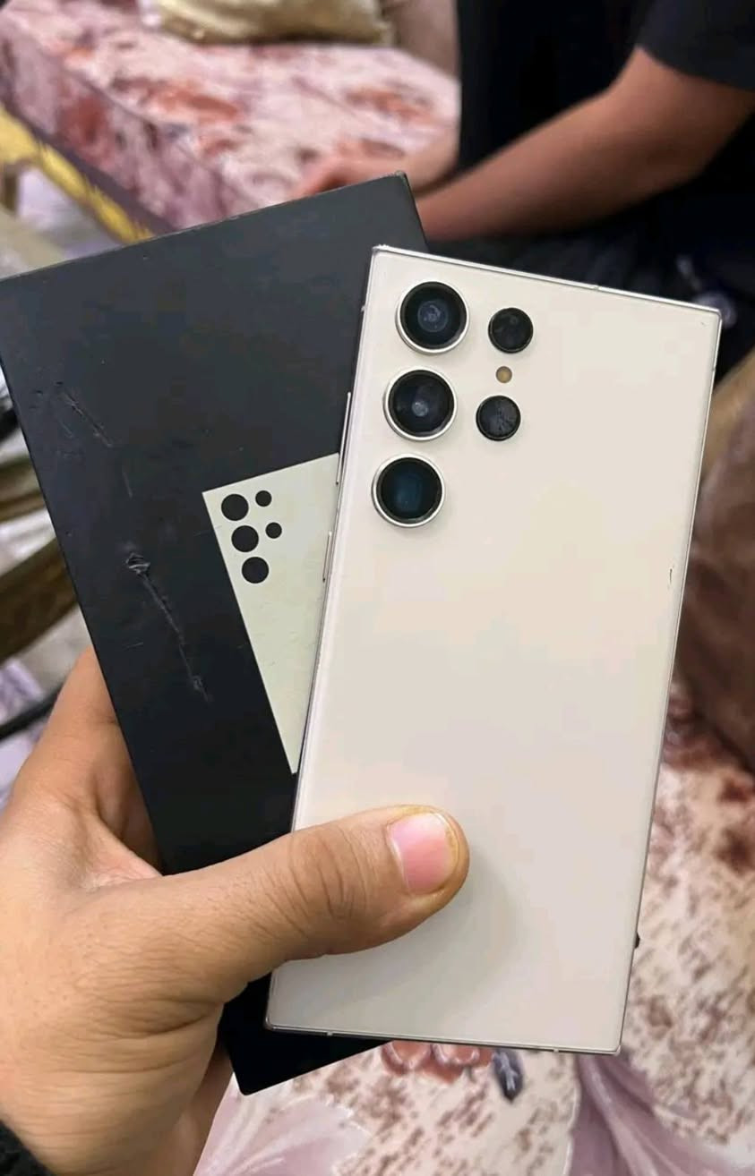 Galaxy S23 Ultra
لون كريمي 
ذاكره 256 
بيع فقط ما اراوس 
سعر 750 وبي مجال 
مكاني - موصل - الايسر - الاربجيه 
ماعندي توصيل
شراي اتواصل واتساب ، واتساب فقط ماسنجر ماعندي 
***********
