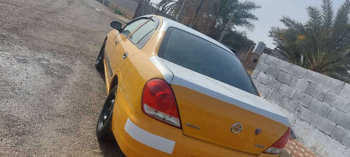 السلام عليكم للبيع نيسان سني 2011 الشركه العامه بيها جاملغ صبغ وبين الباب وجاملغ شبر السعر 85 السياره جاهزه من كلشي الف متصرف عليها تدفئه تبريد تخم تاير صدر كير محرك كله خير من الله مكاني حديثه للاستفسار اتصل وتدلل ***********
