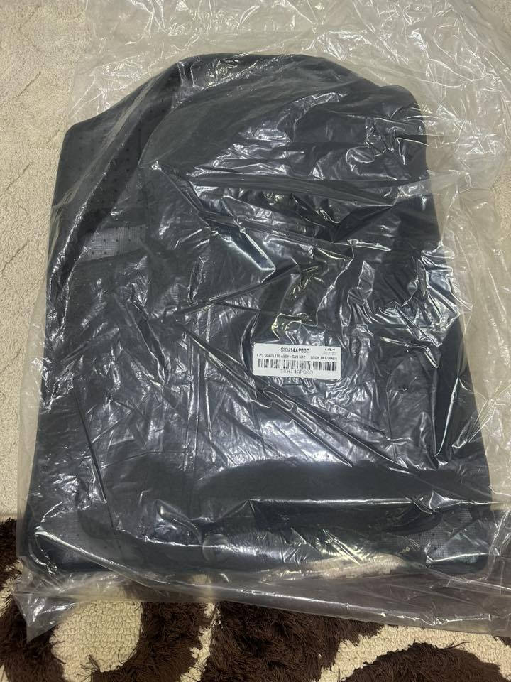 غراض كيا صول تفصيخ وارد امريكي موديل 24 و 25 اصلي بلادي
ارضيات وفرشة صندوك ربل تخم كامل اصلي بلادي
ارضيات كاربد اصلية وارد امريكي بجيس بعدهن غير مستعملات 
رف خلفي بردة خلفية
شباك جيتي لاين مع القبغات
برجكتر لد امامي صفحة اليمنى 
العنوان : بغداد / الكرخ
***********
