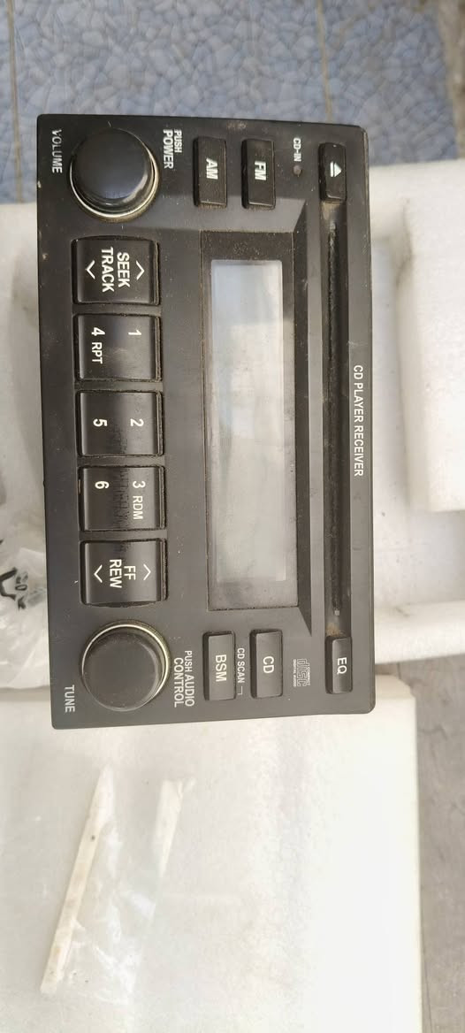 عندي هاي قطع دوج كرفان 2008 اخذتهن وية السيارة المفروض البلاديات قيم باليرضي الله واخذ


**إذا كنت صاحب هذا الإعلان وتريد حذفه لأي سبب، رجاءا أرسل رسالة إلى الدعم الفني**