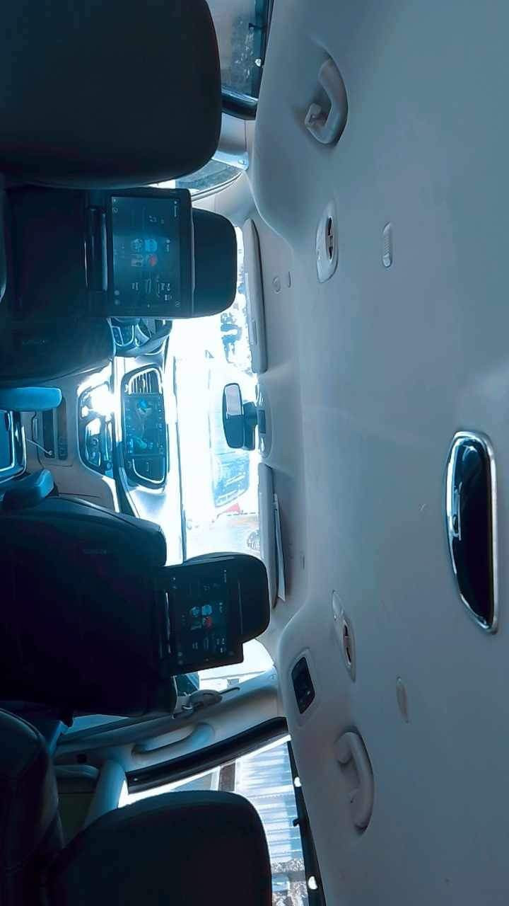 سلام عليكم 
كلايزلر باسيفيكا هايبرد بلك ان فول ماعدا الفتحه
رقم بغداد بسمي المكان بغداد 
5كامرات 360 درجه وكامره داخليه
شاشات بل كشنات
خاصيه الاصطفاف الذاتي
فتح البواب عن طريق التمرير
سيدي اقراص
تدفئه بل كشنات ولستيرن
كشنات كهرباء
المواصفات الباقيه معروفه

 موديل 21 الشكل الجديد
بدون ايرباك دعاميه اماميه و قبق صندوك فقط السعر 255 $  

***********
