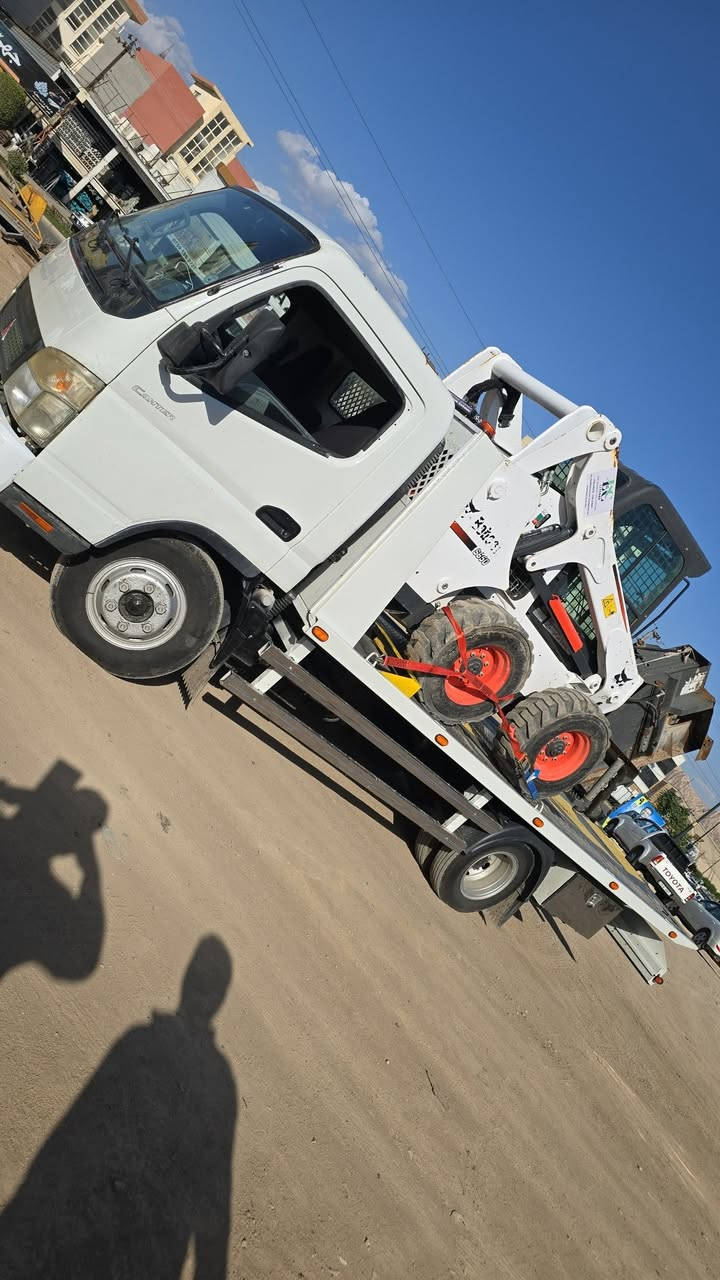 كنتر موديل ٢٠١٣ سنويه ٢٠٣٠ تغم تاير جديد بودي نزال ٣ جكات مكان دهوك *********** سعر ٢٢٠ مجال
