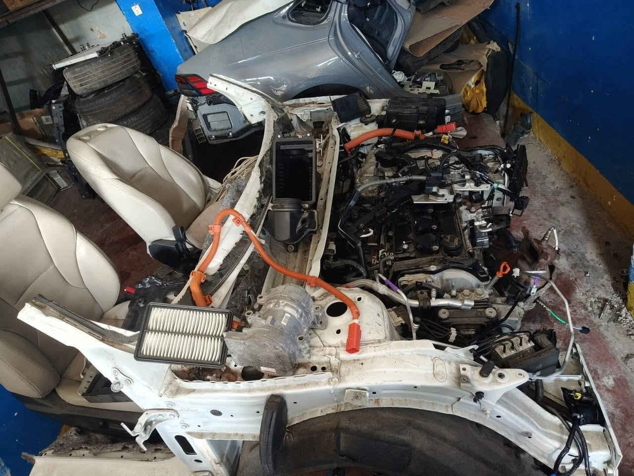 السلام عليكم ❤️
اي شي يخص سيارات الهوندا اكورد هاييرد🇯🇵 متوفر وانسب الاسعار  عنوان📌 بغداد محموديه 
‏‪0786 738 5224‬‏  
*********** 👉 الكورك فقط واتساب
