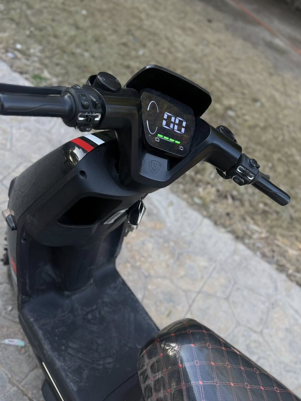 سلام عليكم دراجه شحن نوع ريان ام عيون موديل ٢٠٢٥ فول مواصفات جاهزه من كلشي اي نقص مبيه  بطاريات ٦ كبار فول 
سعر دراجه ٦٢٥ وبيه مجال بسيط عنوان بغداد الاعظميه سبع ابكار مقابل وقف سني ❤️ 
***********
