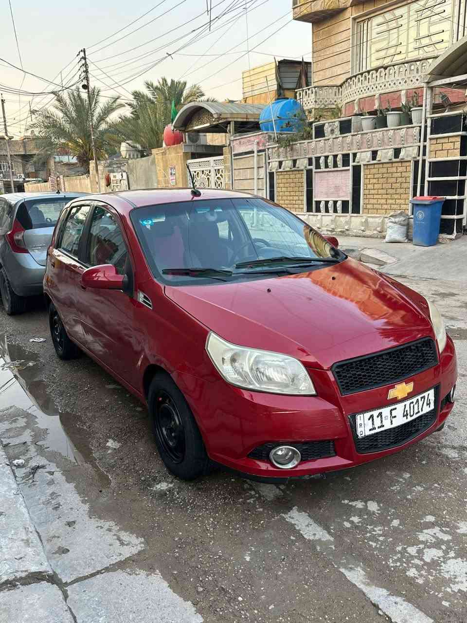 السلام عليكم
افيو هاج باك للبيع 

مكينه وكير مكفولات تخم ويل و تاير باتري جديد دوشمه الداخل سياره بيها مكانات صبغ ابيع حزام تدفه وتبريد جديد بس طار الغاز باسمي تحويل ثاني يوم شرط التحويل سعر 60 وبيها مجال حك الجيه ماشيه 105 حقيقي سياره بناتيه ***********
