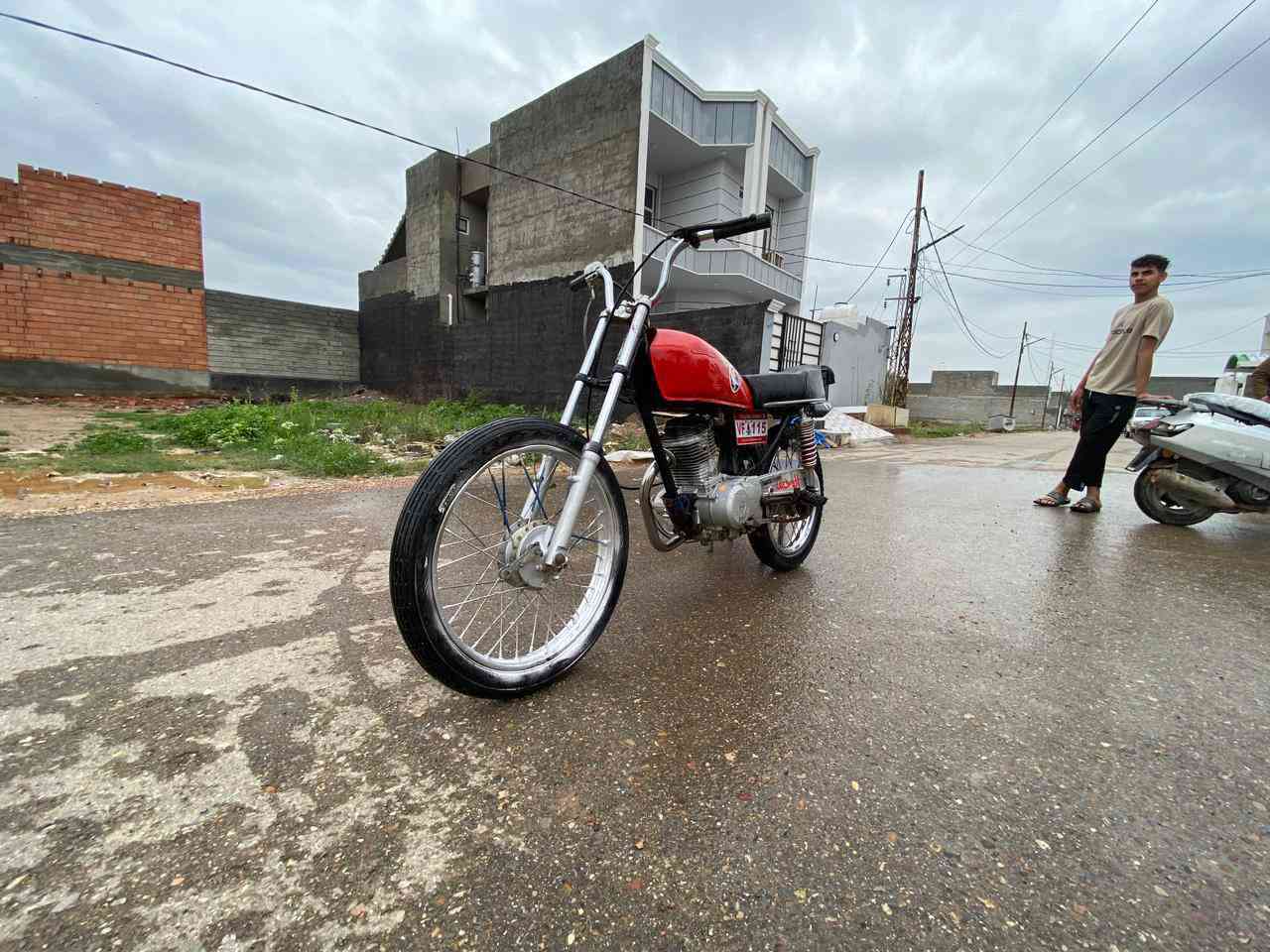 سلام عليكم
دراجه للبيع نامه
2018 
السعر 225
مكان ديالئ بعقوبه
رقم ***********
