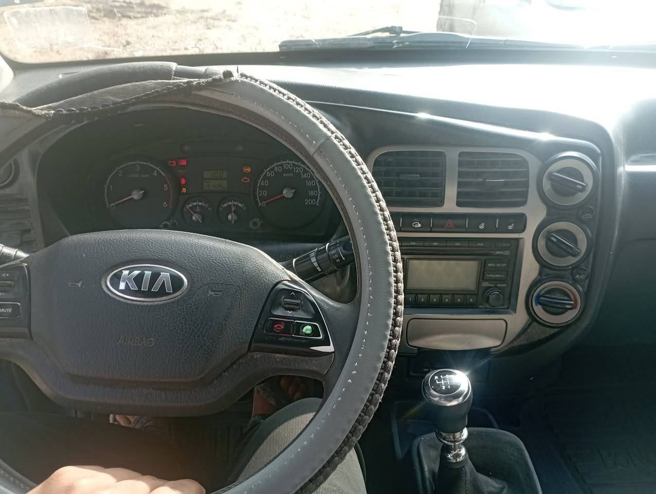 سلام عليكم كيا حمل مسكر 2014مجول مكفولةكفاله عامه رقم بابل بسمي السعر 105وبيه مجال مكان السياره حله بابل النيل ***********
