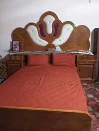 غرفة نوم • للبيع • مراسلة خاص