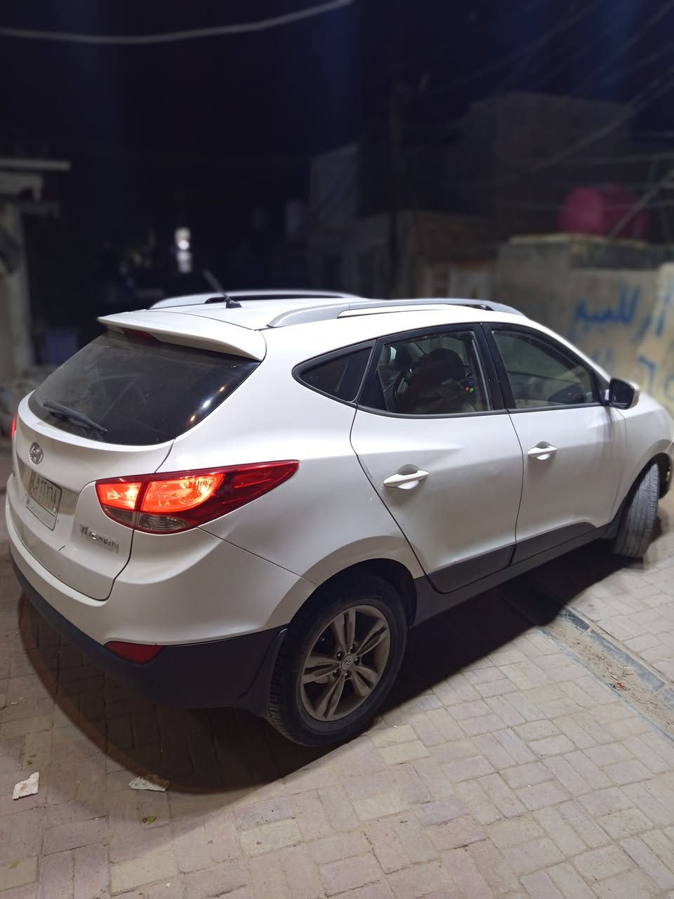 سلام عليكم شباب
توسان مديل 2013 البيع. المواصفات شاشه كامره 

كامره خلفيه فول HD محرك 2000  السعر 148

وتخم تاير جديد شاشه اندرويد  اشاير بالمري والمري كهربائيّ 

سياره مجفته   مبدل بيهه چوملغ والباقي كفالة عامه 

رقم الهاتف  *********** مكان نجف فقط اتصال متواجد...
