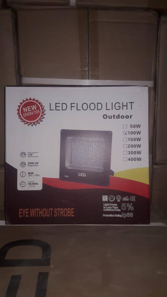 ( ملاحظة ) البيع جملة فقط أقل عدد للطلب كارتون
العنوان / سامراء_ تقاطع ساحة الجص 
الاتصال: *********** --***********
قاطع هوائي قياس 100 أمبير ثلاثي 9400
قياس 160 أمبير ثلاثي 14500
قياس 250 أمبير ثلاثي 15000
قاطع رباعي 100 سعر القطعه 13500
قياس 160 رباعي سعر القطعة19000
قياس250 أمبير رباعي سعر القطعة 19500
