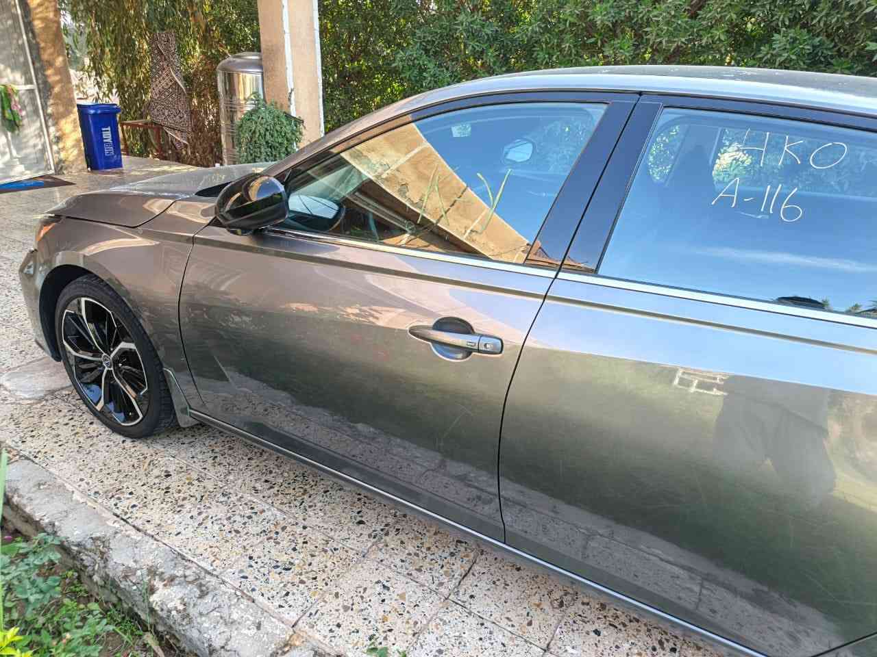 نسيان التيما للبيع فول مواصفات SR عده الفتحه ماشيه   47 ميل السياره بدون صبغ السعر 165 وبيه مجال للاستفسار ***********مكانها ديالى
