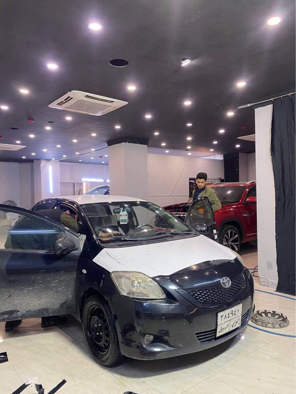 بۆ فرۆشتن تۆیاتۆ ئارس مۆدیل2008 دوو پارجە بۆیاخە تەعدیل و قەپو قۆپ بە شەرت نیە سیارەکە مواسفات ٥ بالیف سیارەکە پاکو خاوینە مەکینە کجکیە رەقەم *********** أربيل, العراق
