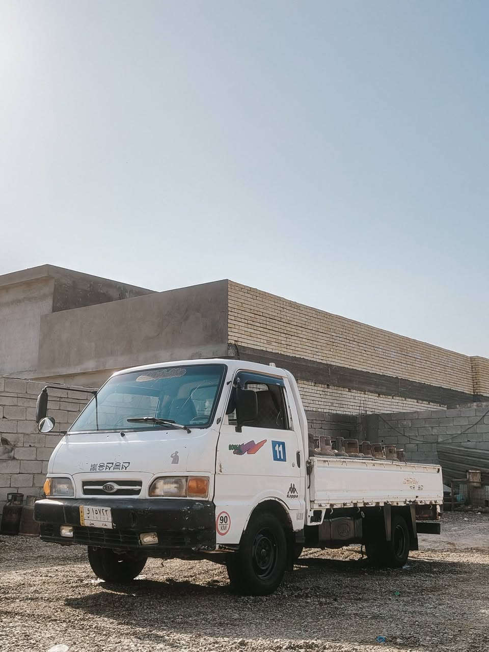 السلام عليكم للبيع فقط كيه بنكو تك قماره موديل1995محرك وكير وكسل وشاصي مكفولات تخم تاير رقم بغداد السعر 46 وبيه مجال *********** اتصال عل رقم فقط
