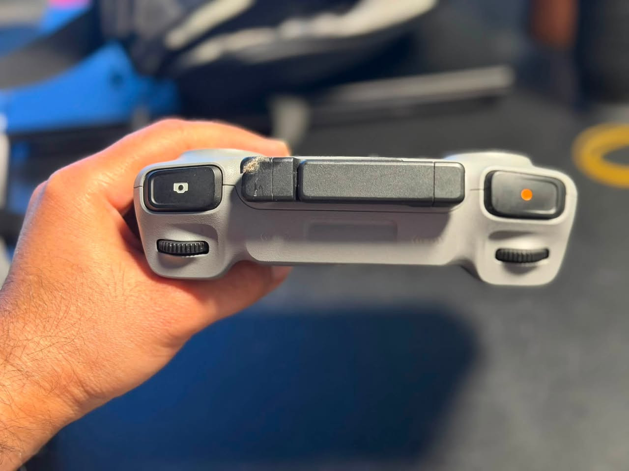 للبيع جوستك DJI RC الأصلي

* شاشة مدمجة 5.5 إنج
* نظيف جداً ويعمل بكفاءة عالية
* محدث على آخر تحديث 
* متوافق مع طائرات DJI

للاستفسار على سعر 

***********
