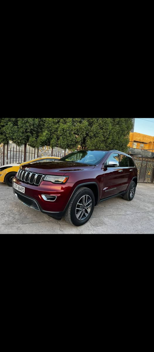 جيب شيروكي
لمتد 2019
وارد امريكا كلين تايتل 
ماشية 57 m
كفالة عامة من كلشي 
مغلفة ppf بالكامل
سنوية وهزة جديدة 
سيارة بالكارتون 
داخل جلد اسود ملكي 
بانوراما 
وبعد هواي مواصفات 
295$


**إذا كنت صاحب هذا الإعلان وتريد حذفه لأي سبب، رجاءا أرسل رسالة إلى الدعم الفني**