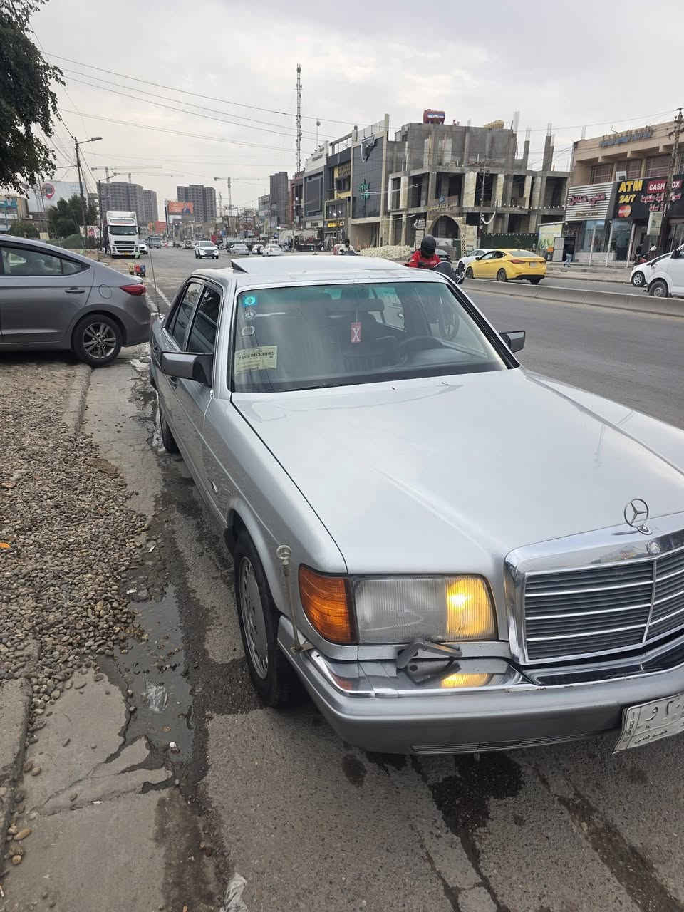 مارسدس جانبو ١٩٨٩ بدون حادث صبغ جماليه السعر ٩٠ وبيها مجال بسمي تحويل ثاني يوم ***********
