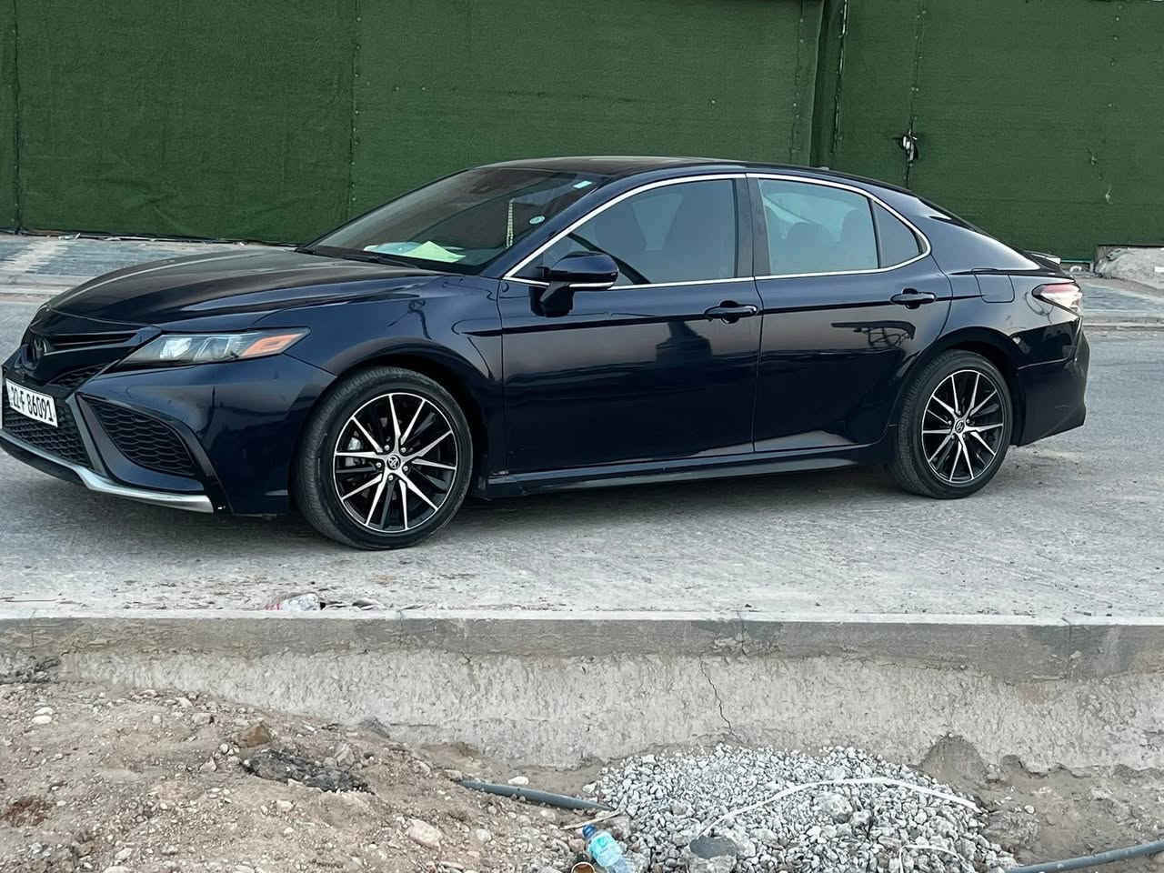 Toyota CAMRY 2022 SE
‎

‏‎حجم المحرك 4 سلندر (2.5L). ‎

فتحه

‏‎رادار أمامي(تحديد مسار)

‏‎رادار جانبي (نقاط عمياء)

‏‎رادار خلفي(التحذير من الاصطدام)

‏‎تحكم وضعيات القيادة Drive Modes 

‏‎اوتو هولد(Auto Hold)

‏‎تحكم وضعيات القيادة ECO,NORMAL,SPORT

‏‎مانع انزلاق+ABS

‏‎منافذ AUX+USB

‏‎حساسات خلفية+كاميرا

‏‎صندوق كهرباء

‏ ‎ كشنات جلد
ماشيه 35 الف 
                                                                كشنات كهرباء

                                                          تحكمات استيرن      

‏‎وبقية المواصفات المعروفة se

📍ضرر جاملغ امامي وربع بنيد  وجنطه خلفيه بدون دواخل بدون شاصي 

بدون ايرباك 

***********
***********
السعر 185
