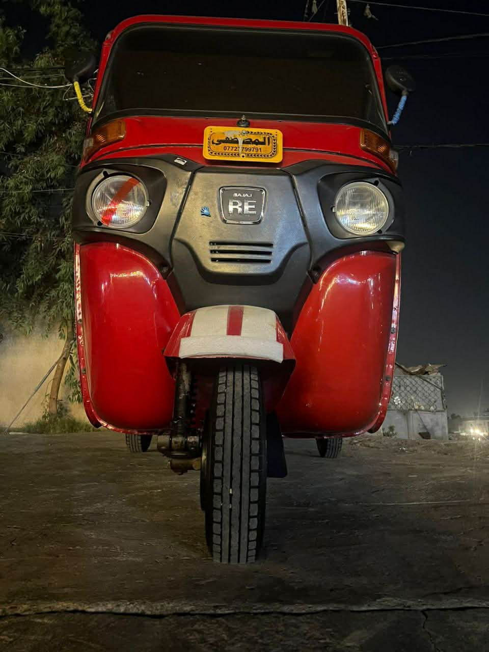 السلام عليكم تكتك البيع موديل 18كفاله عامه مكينه وكشر معمره بس دوس مكاني البياع تقاطع درويش وهذا رقمي ***********.    وبي واتساب
