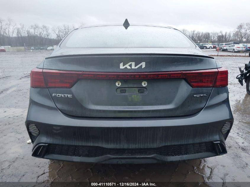 السلام عليكم
بيع فقط. 
كيه فورتي 2023 جي تي لاين فول ماعدا الفتحه حادثه مثل ماموضح بالصور 
سياره نضيفه والسعر جدا مناسب 
📍مكان بابل قرب سيطرت الاثار  
رقم الهاتف (يتوفر واتساب ) ***********.
