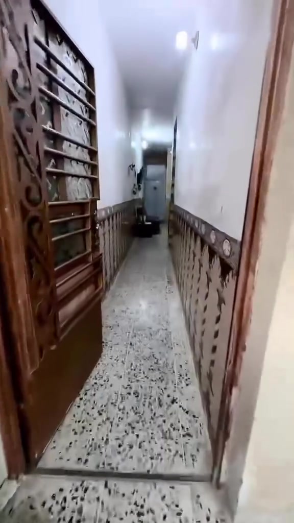 الدار للبيع المساحة 100 م الواجهة 5 النزال 20 طابق واحد طابو زراعي سند 25 گاع ابو رشاد خلف ملعب سلام للتواصل على *********** او ***********
