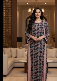 ملابس • تفاصيل بالصور • للبيع