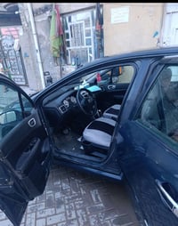 بيجو فرنسي 307 موديل 2006 رقم بغداد  كير مكينة نظيف المكينة شادهة جديد...